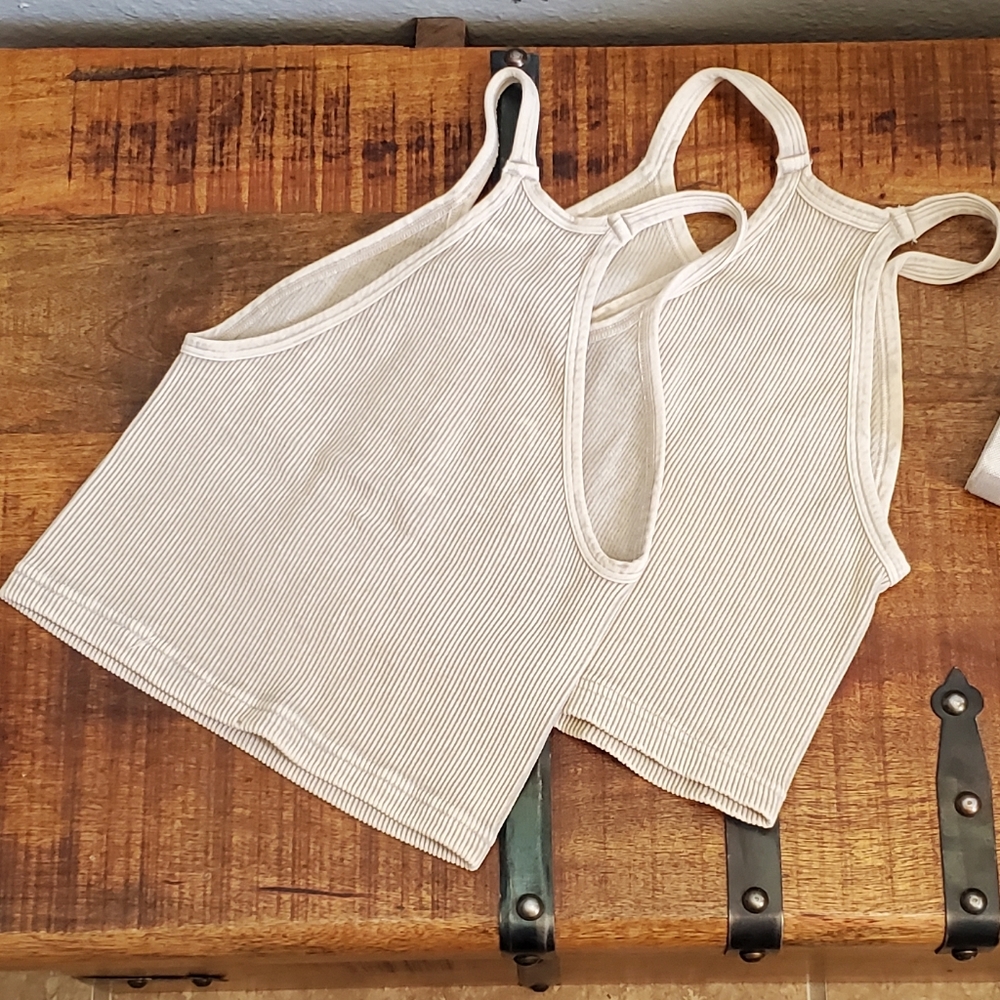 🌸 Free People Happiness Runs Crop Tank Top 🌸 - Picture 15 of 16